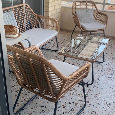 70 Sqm Apartment With Seaview In Arenales Del Sol. 外观 照片