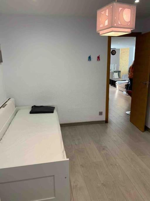 70 Sqm Apartment With Seaview In Arenales Del Sol. 外观 照片