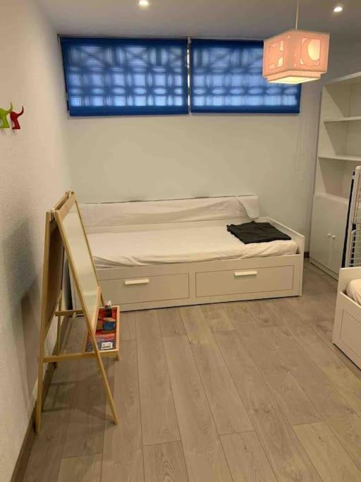 70 Sqm Apartment With Seaview In Arenales Del Sol. 外观 照片