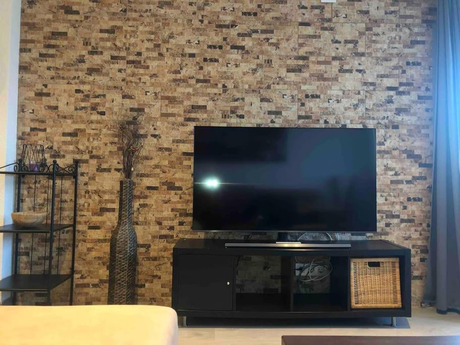 70 Sqm Apartment With Seaview In Arenales Del Sol. 外观 照片